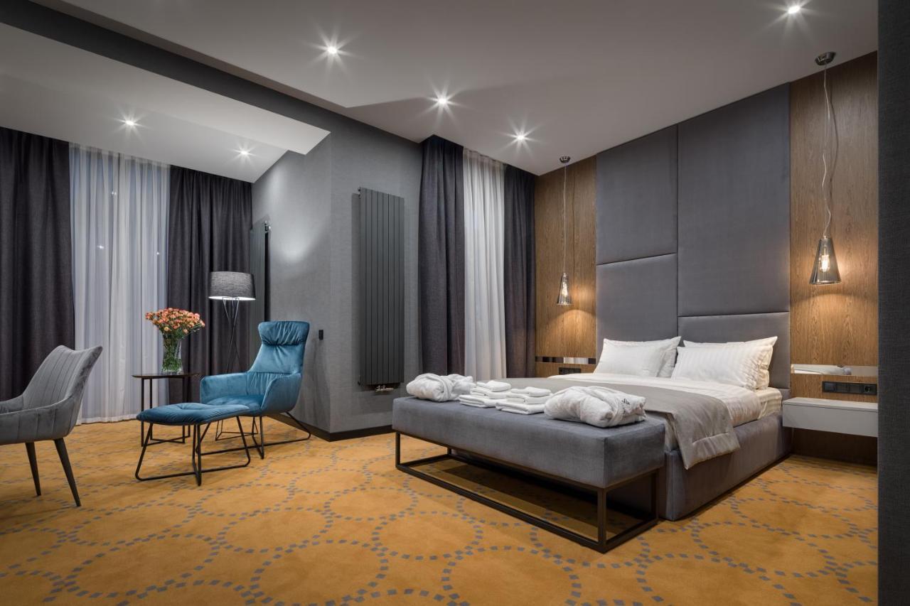 Hotel Raymond Трускавец Екстериор снимка